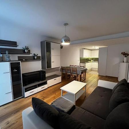 Porec, Tolle 3 Zi-Whg, Sehr Zentral, Top Zustand! Mit Internet Und W-Lan! Exterior photo